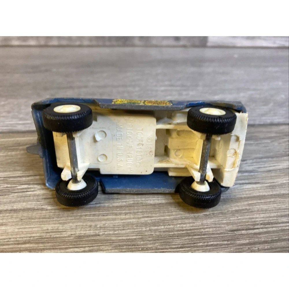 TootsieToy blue wheelie